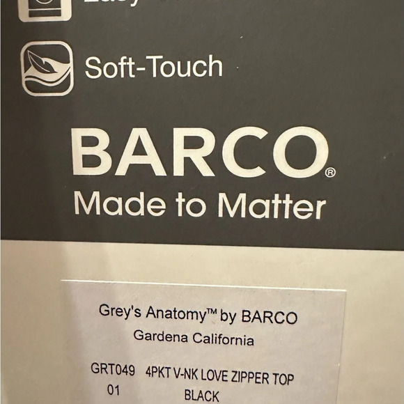 Grey’s Anatomy 4 Pocket Vneck Love Zipper Top Scrub Black Size XL - Picture 6 of 7